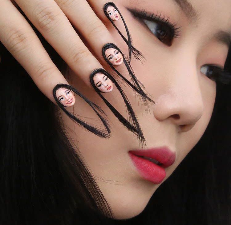 ‘Hairy selfie nails’: la peculiar moda de llevar uñas con rostro y cabello