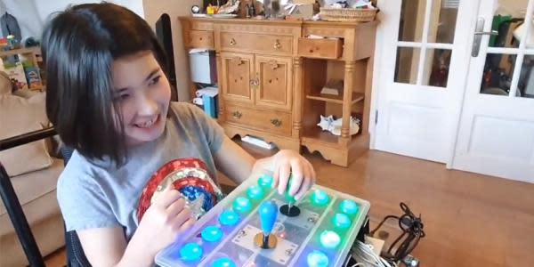 Padre modifica Xbox Adaptive Controller para que su hija juegue Switch