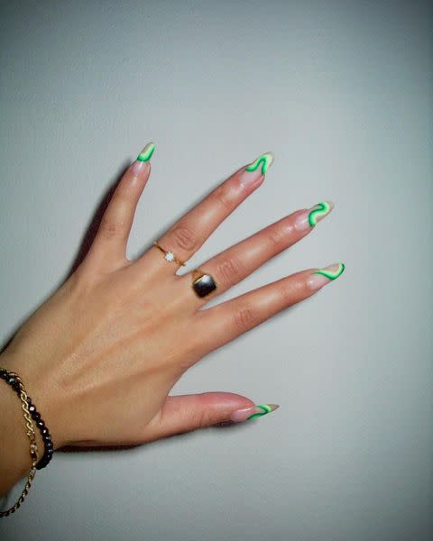 2) These Green Pisces Nails