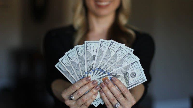 塔羅牌預測「金錢將會出現在生活中」，美國女當晚就幸運中大獎。（示意圖／翻攝自Pixabay）