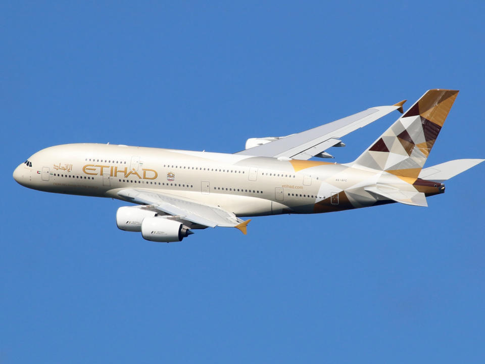 Platz 7: Mit Etihad Airways schaffte es eine weitere Luftfahrtgesellschaft der Vereinigten Arabischen Emirate in die Liste der sichersten Fluggesellschaften. Die Flotte besteht aus 124 Flugzeugen, die im Schnitt sechs Jahre alt sind. (Bild-Copyright: ddp Images)