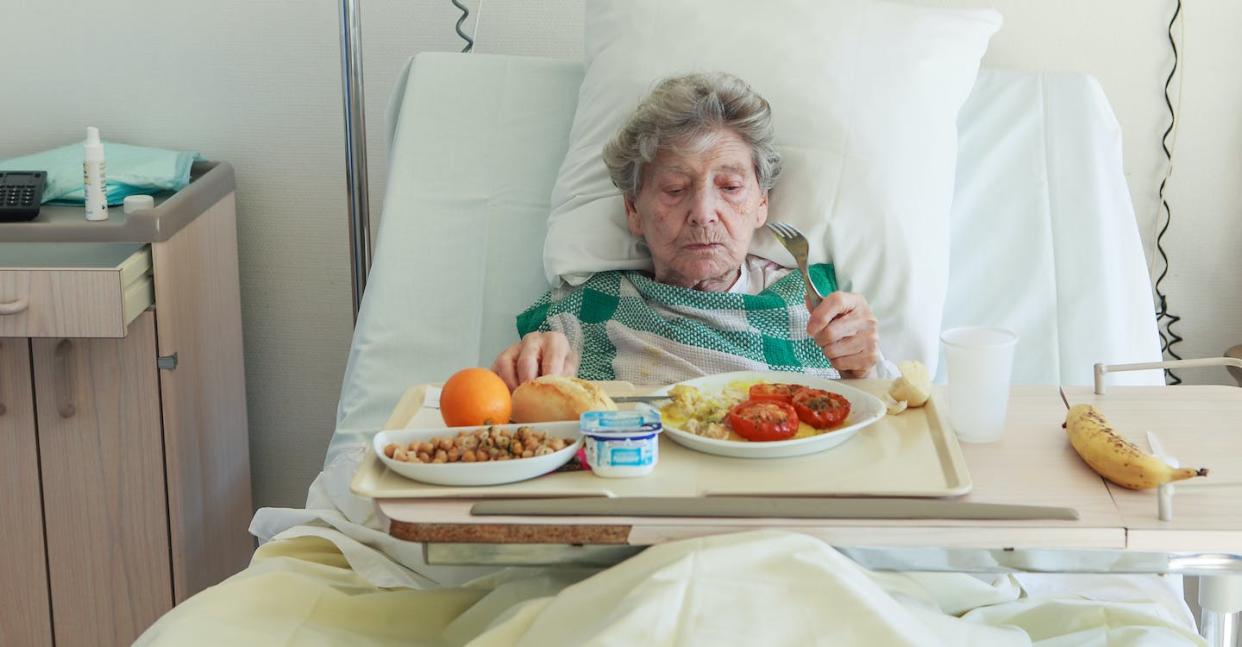 <a href="https://www.shutterstock.com/es/image-photo/old-woman-hospital-359179502" rel="nofollow noopener" target="_blank" data-ylk="slk:Shutterstock / wuthrich didier;elm:context_link;itc:0;sec:content-canvas" class="link ">Shutterstock / wuthrich didier</a>