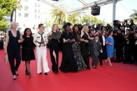 <p>C’est accompagnée des membres féminins du jury mais également d’autres femmes que Léa Seydoux a monté les marches pour la bonne cause le 12 mai dernier. Crédit photo : Getty Images </p>