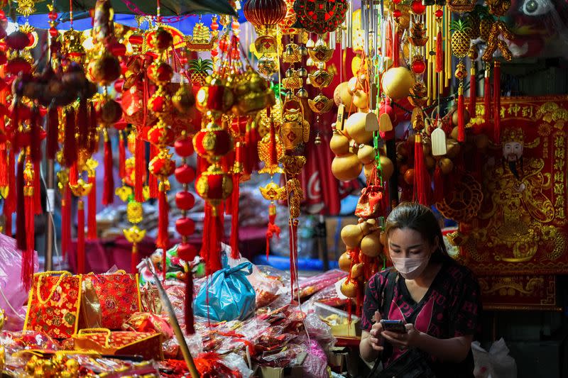 Preparations for Lunar New Year celebrations in Bangkok
