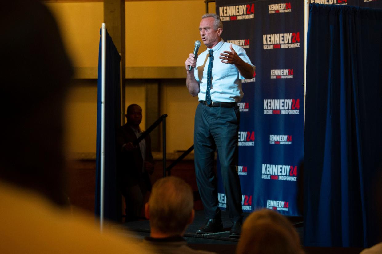 Robert F. Kennedy Jr. is bringing his campaign to Columbus on Tuesday after announcing that he is running as an independent instead of as a Democrat.