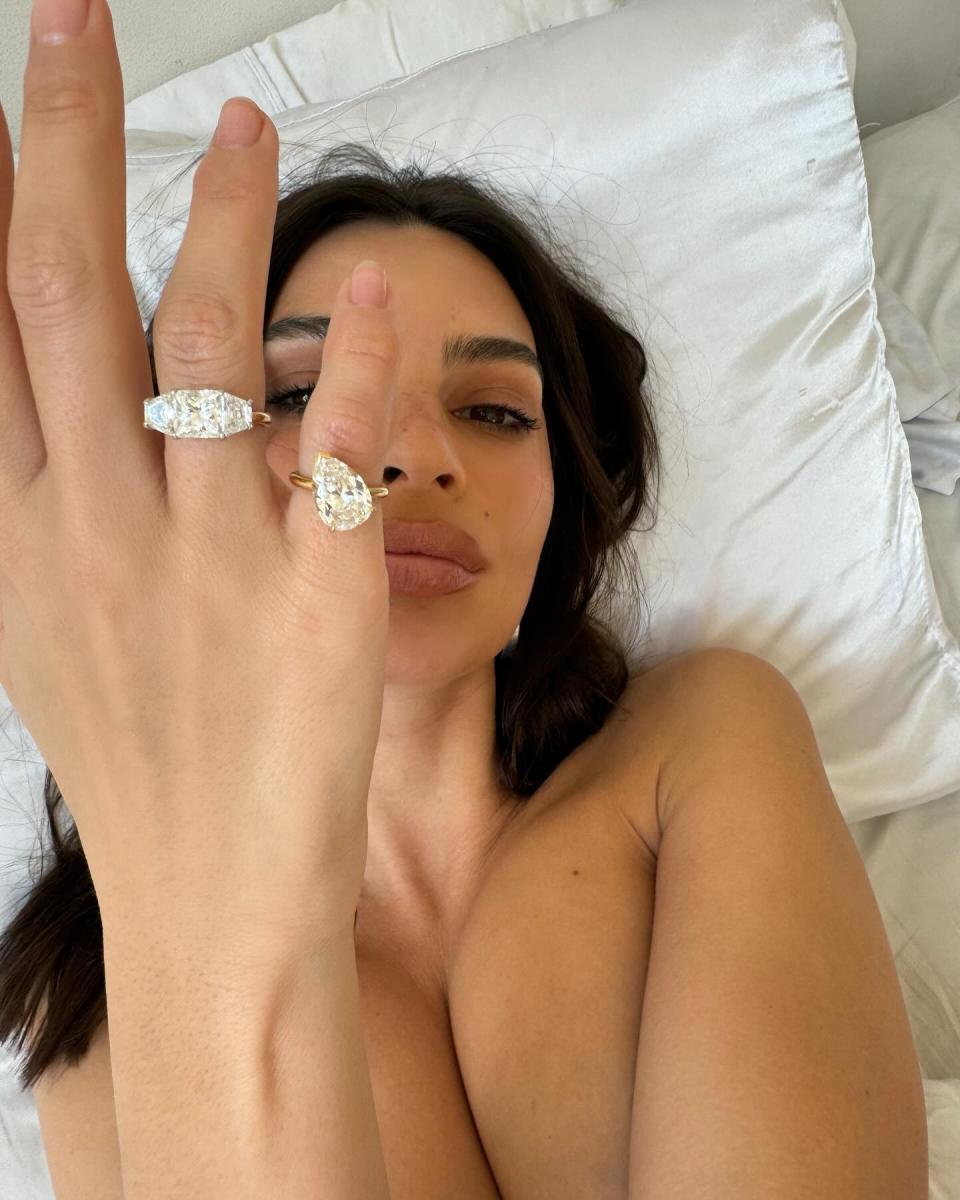 Emily Ratajkowski Transforms Engagement Ring Into 2 Divorce Rings