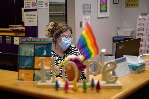 PHOTO: A staff member works at the reception desk at the Hope Clinic For Women in Granite City, Ill., on June 27, 2022. (Angela Weiss/AFP via Getty Images)