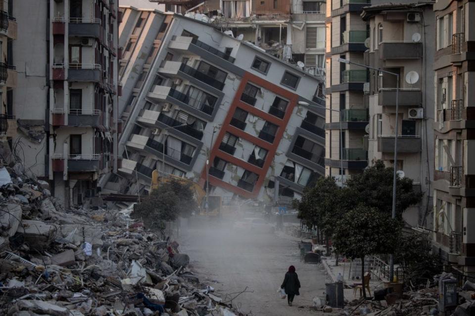 A partially collapsed building in Turkey after an earthquake