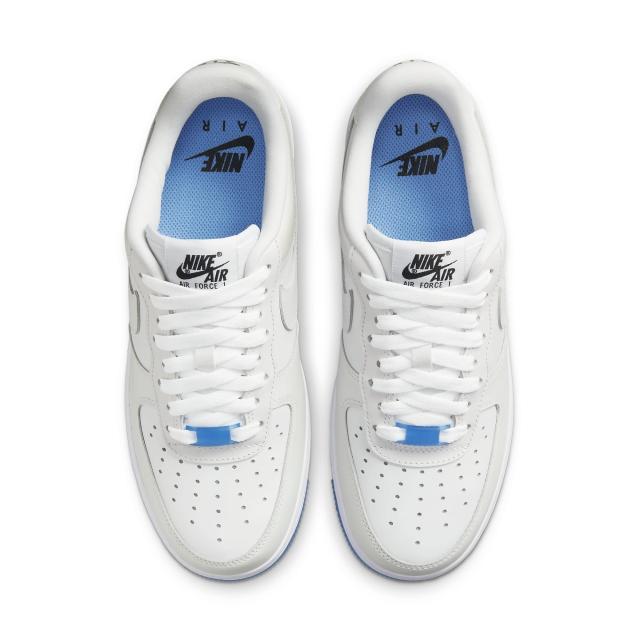 Nike air force change color