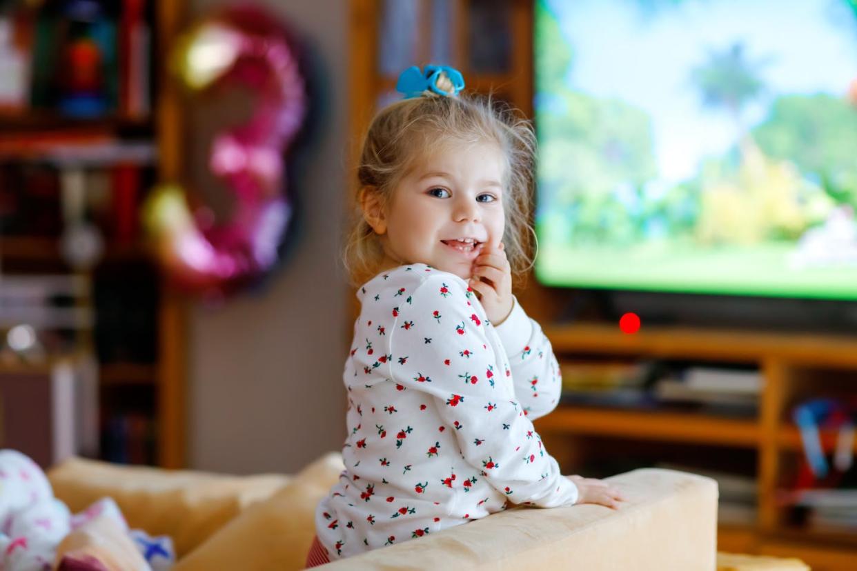 AI characters can ask kids a question and then customize a response to each child's unique answer. <a href="https://www.gettyimages.com/detail/photo/cute-little-toddler-girl-in-nightwear-pajamas-royalty-free-image/1200720034" rel="nofollow noopener" target="_blank" data-ylk="slk:Romrodinka/iStock/Getty Images Plus;elm:context_link;itc:0;sec:content-canvas" class="link ">Romrodinka/iStock/Getty Images Plus</a>