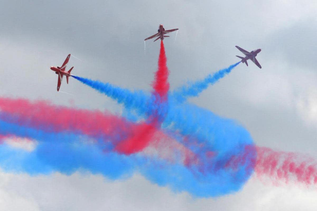 Amazing - the Red Arrows soaring through the sky <i>(Image: Tendring Council)</i>