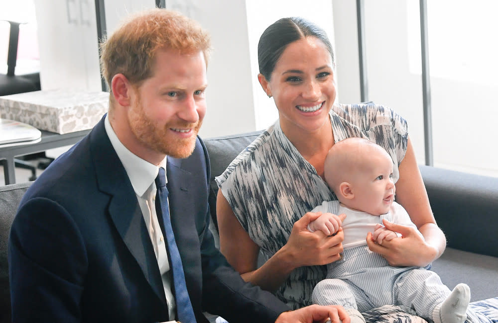 Harry und Meghan mit ihrem Sohn Archie credit:Bang Showbiz