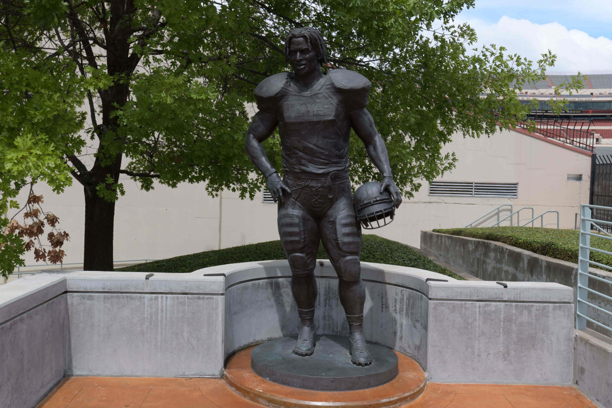 The statue of 1998 Heisman Trophy winner Ricky Williams was unveiled in 2018 outside of Royal-Memorial Stadium, commemorating the 20-year anniversary of UT's second Heisman.
