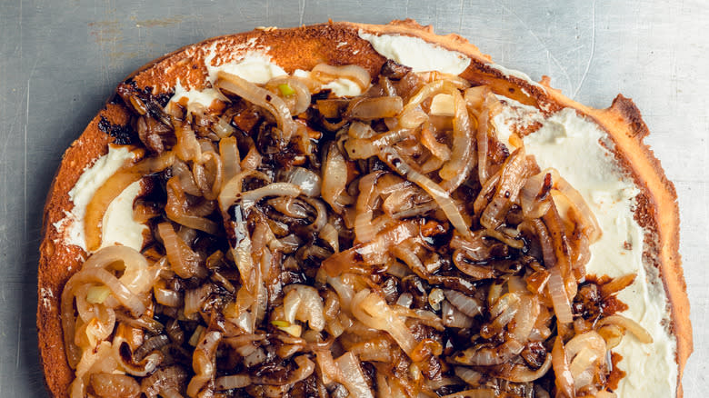 pizza with caramelized onions