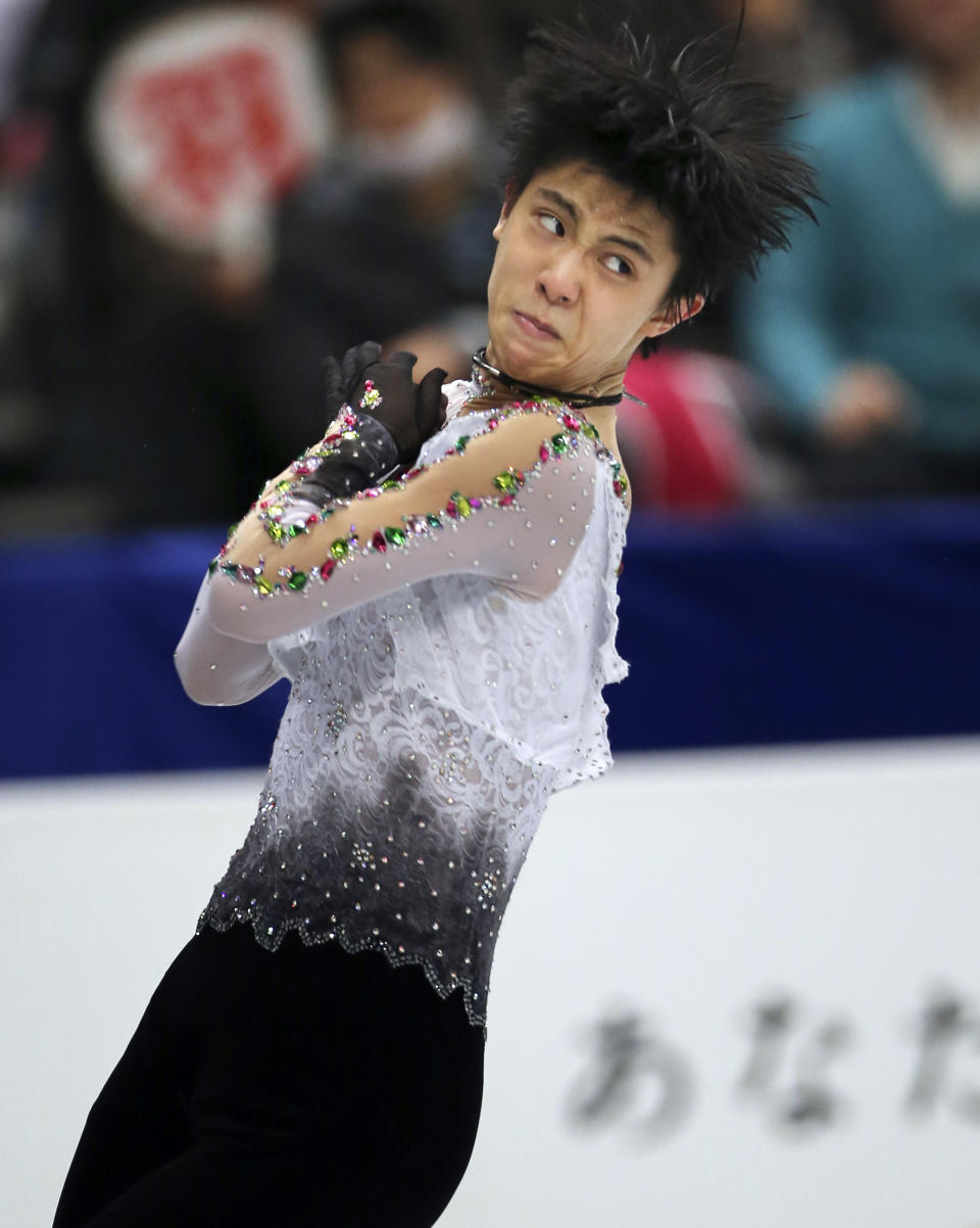 Yuzuru Hanyu of Japan performs during men's free skating at the World Figure Skating Championships in Saitama, near Tokyo, Friday, March 28, 2014. (AP Photo/Koji Sasahara)