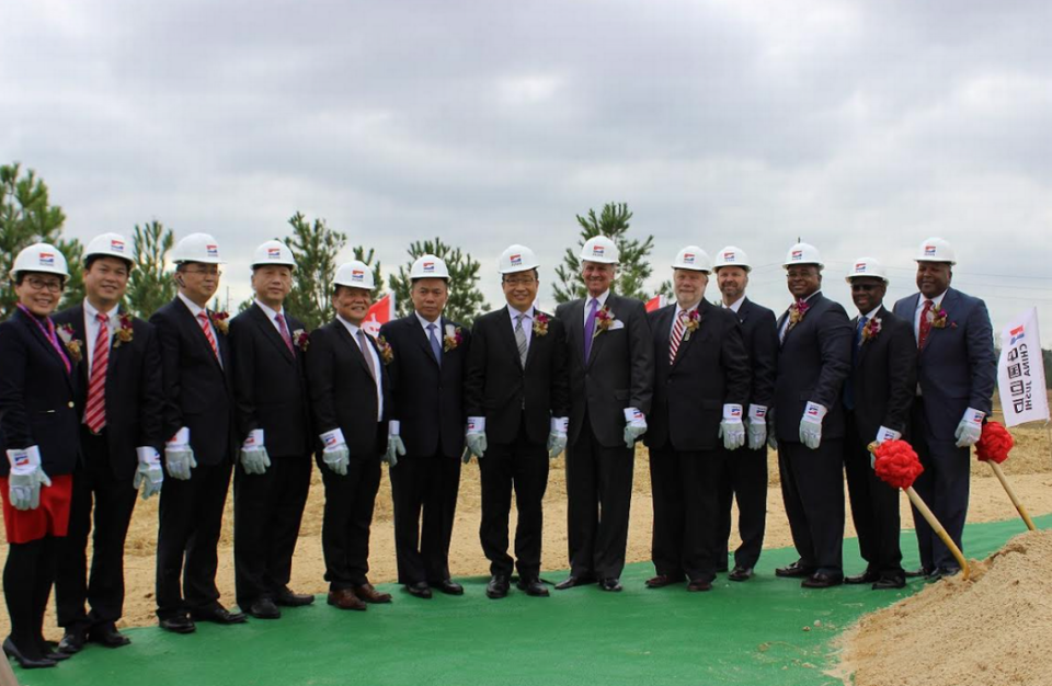 China Jushi officials and South Carolina politicians are all smiles during a groundbreaking ceremony for the plant in 2016. Gov. Henry McMaster, then the state’s lieutenant governor, is pictured sixth from the right.