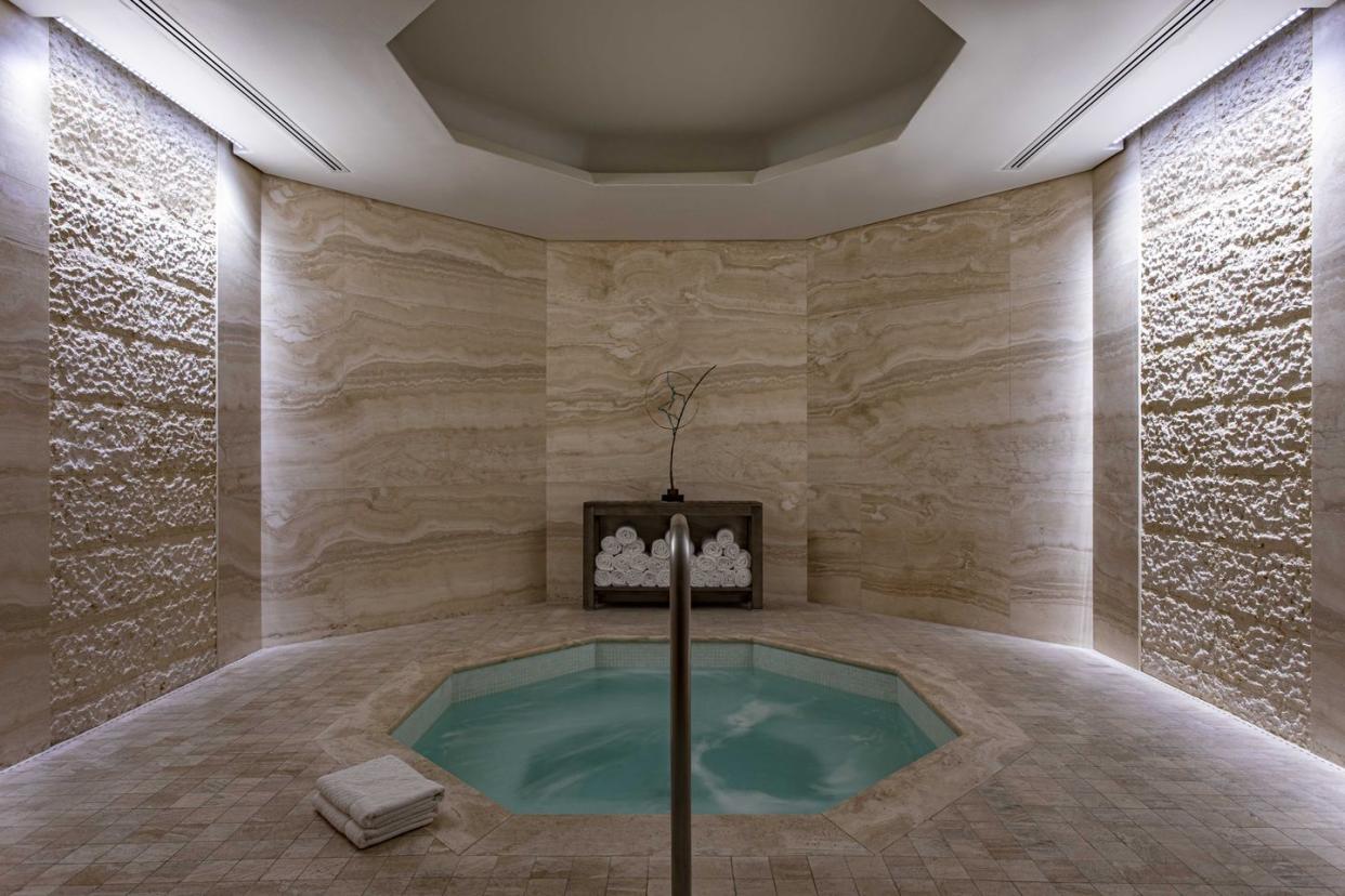 st regis spa