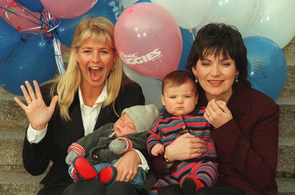 PA NEWS PHOTO 13/1/95  TV PRESENTER ULRIKA JONSSON (LEFT) WITH HER THREE-MONTH OLD SON CAMERON AND LORRAINE KELLY WITH HER SEVEN-MONTH OLD DAUGHTER ROSY AT THE LAUNCH OF TOMMY'S PARENT FRIENDLY AWARDS SUPPORTED BY KLEENEX/HUGGIES NAPPIES IN LONDON   (Photo by Neil Munns - PA Images/PA Images via Getty Images)