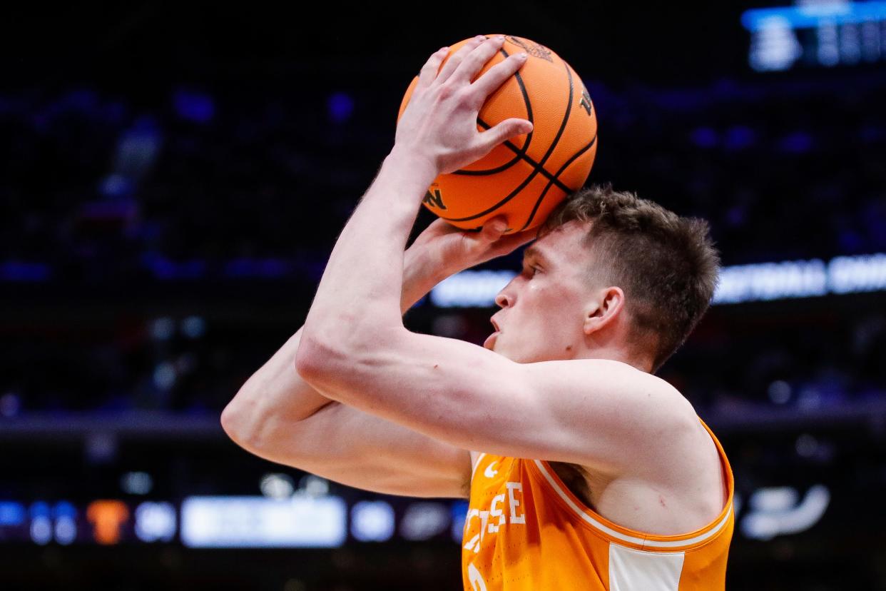 Tennessee guard Dalton Knecht (3) makes a jump shot against Purdue during the second half of the NCAA tournament Midwest Regional Elite 8 round at Little Caesars Arena in Detroit on Sunday, March 31, 2024.