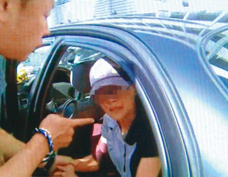 警方掌握葉女行蹤，最後在台北地檢署附近將她逮捕歸案。（東森新聞提供）
