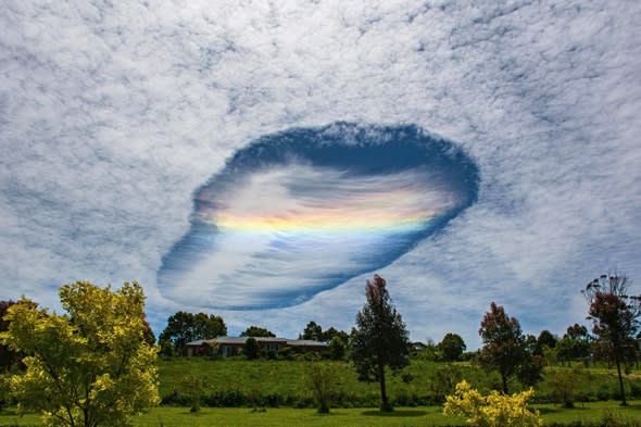 Rare 'wormhole' cloud makes incredible sight in Australia