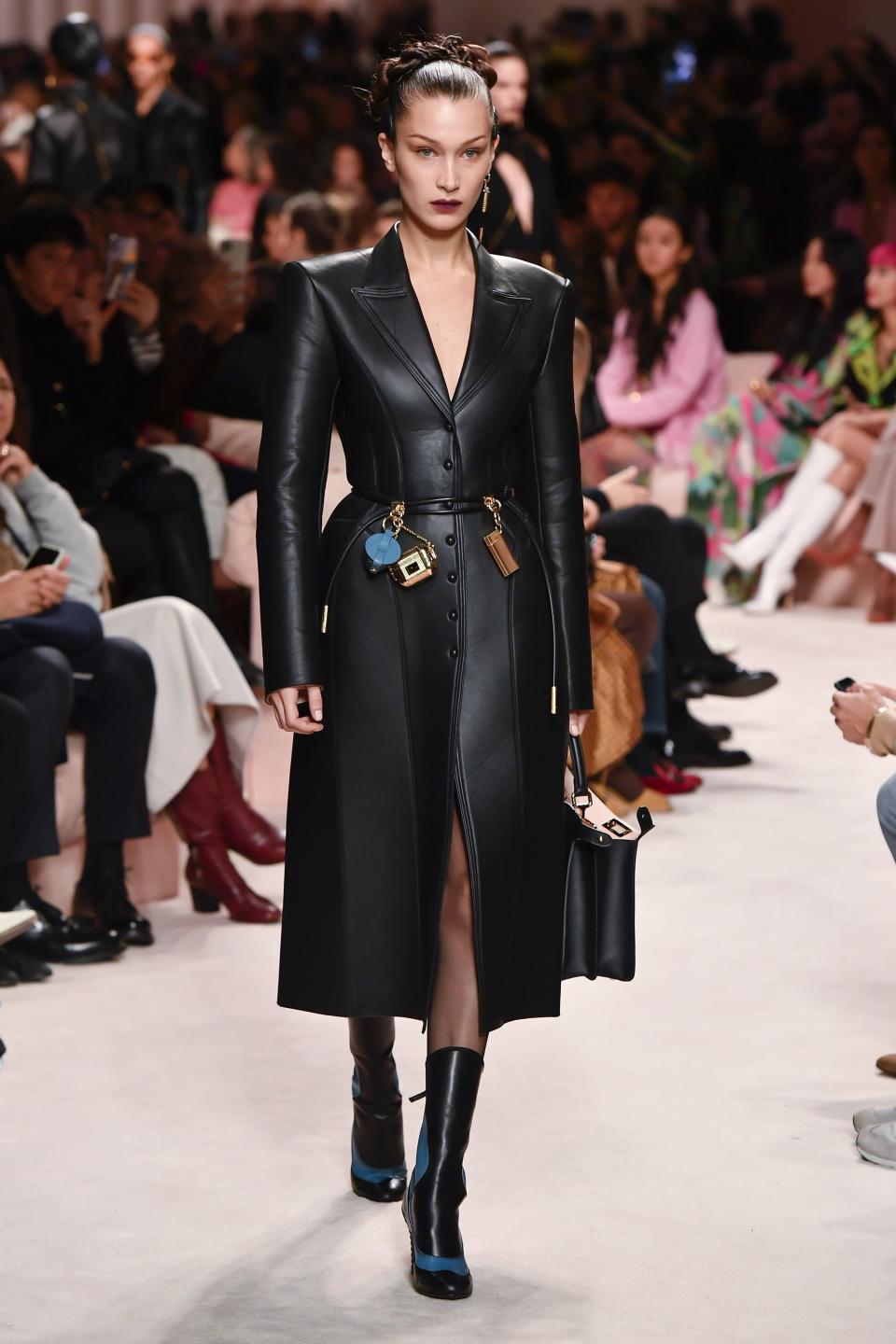 <h1 class="title">Fendi - Runway - Milan Fashion Week Fall/Winter 2020-2021</h1><cite class="credit">Victor VIRGILE/GETTY IMAGES</cite>