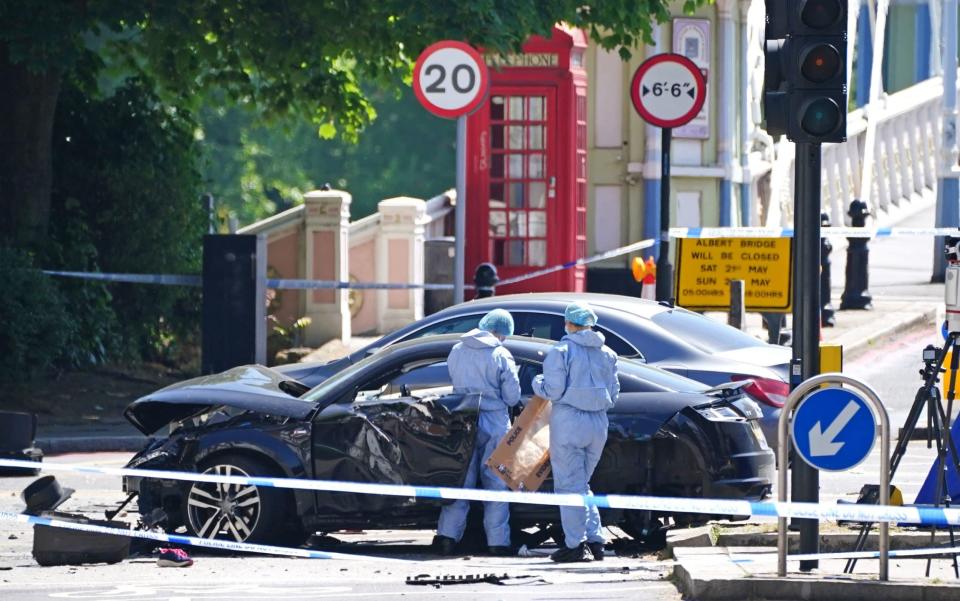 Officers were called to Cheyne Walk in Chelsea, west London, at 6.21am - Dominic Lipinski/PA Wire