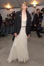 <p>Stella Tennant looked like a goddess in a flowing dress which was paired with a Yohji Yamamoto jacket. (Photo: Getty Images) </p>