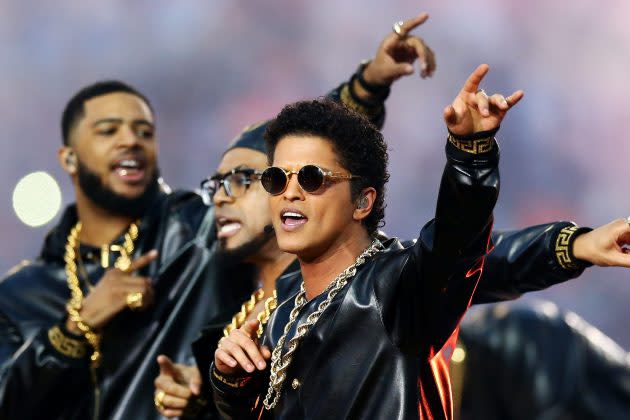 Apple Music to Sponsor Super Bowl Halftime Show, Replacing Pepsi