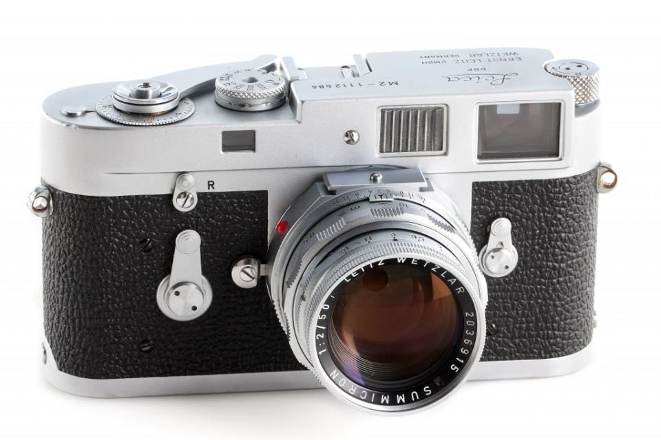 Leica M2