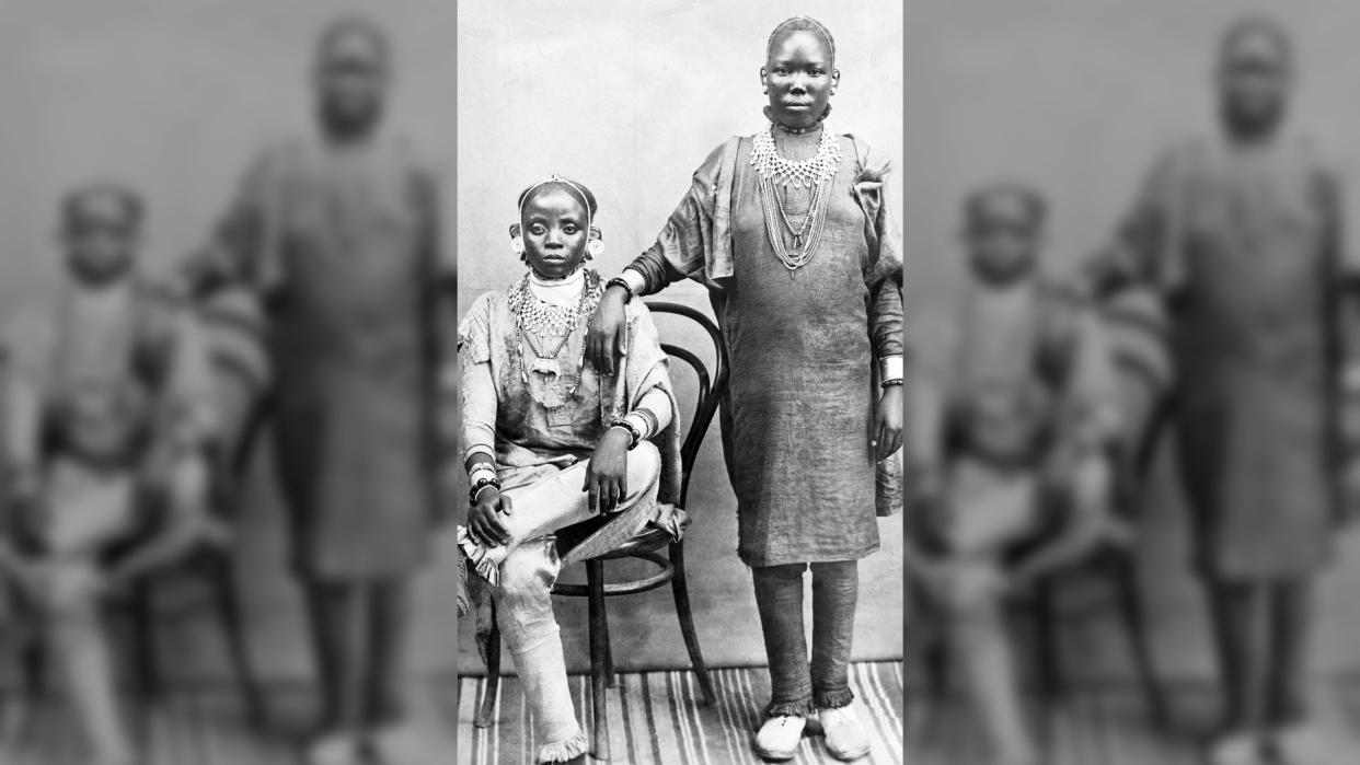  Traditional Swahili culture had a matriarchal nature when Persian men married into the culture about 1,000 years ago. The Swahili retailed this matriarchal feature during colonial rule and modern times. Here we see two Swahili women in Zanzibar circa 1890. 