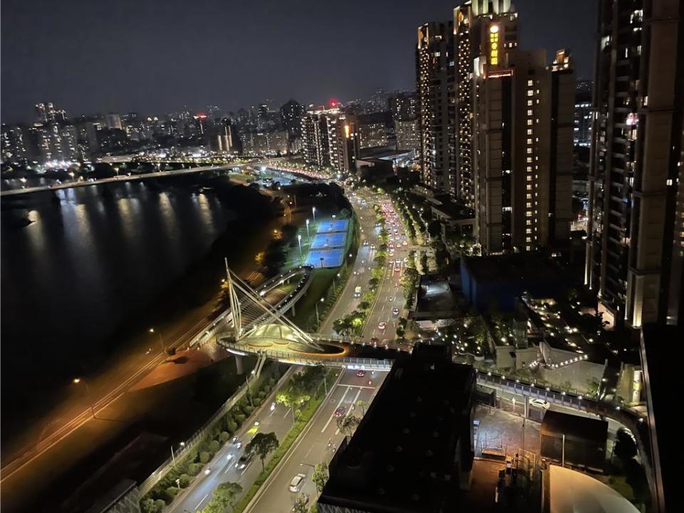 遠雄PARK ONE擁有水岸第一排的無敵景觀。圖／蔡惠芳