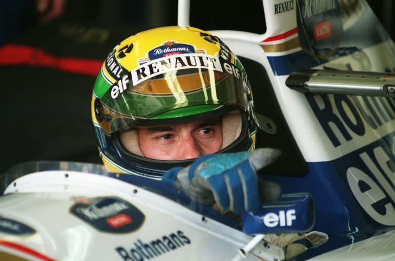Ayrton Senna, dans le baquet de sa Williams-Renault à la veille de sa mort, le 30 avril 1994 à Imola (JEAN-LOUP GAUTREAU)