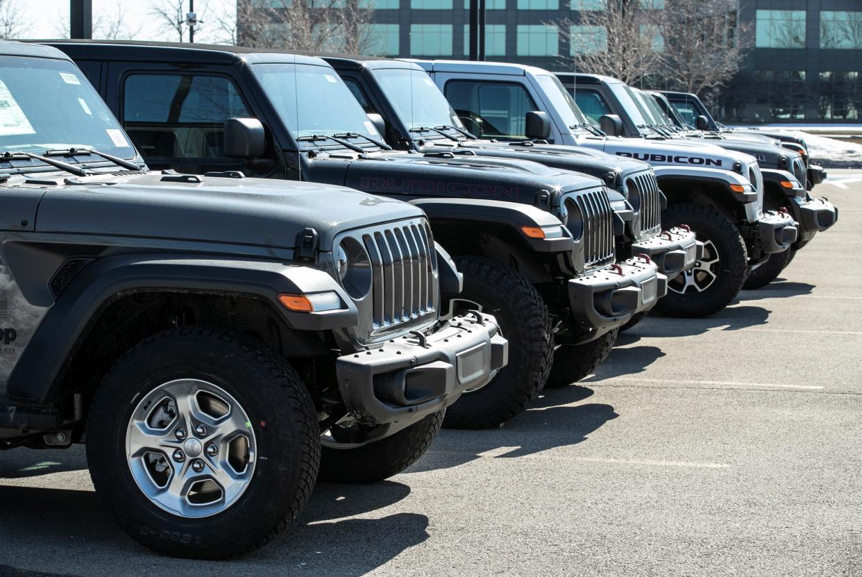GLENVIEW U.S., March 3, 2021 -- Jeep vehicles are seen at a FCA dealership in Glenview, Illinois, the United States, on March 3, 2021. Fiat Chrysler Automobiles NV FCA raked in 29 million U.S. dollars in net income in 2020, down 99 percent year on year as a result of reduction in production and demand globally amid COVID-19 pandemic. (Photo by Joel Lerner/Xinhua via Getty) (Xinhua/Joel Lerner via Getty Images)