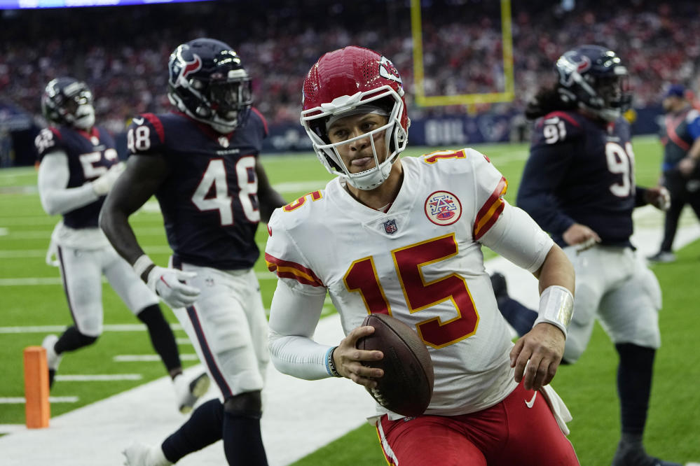 Chiefs grades: Report card vs. L.A. Chargers; KC loses 30-24