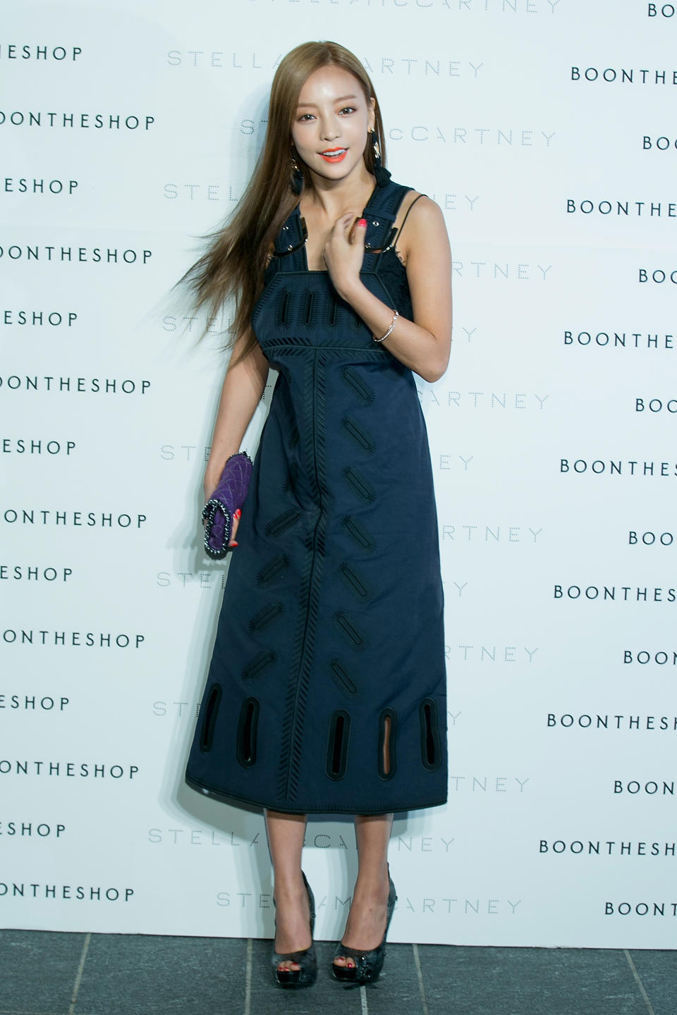 SEOUL, SOUTH KOREA - MAY 20:  Hara of South Korean girl group KARA attends the photocall for Stella McCartney "The World Of Stella At BoonTheShop" at Boon The Shop on May 20, 2015 in Seoul, South Korea.  (Photo by Han Myung-Gu/WireImage)