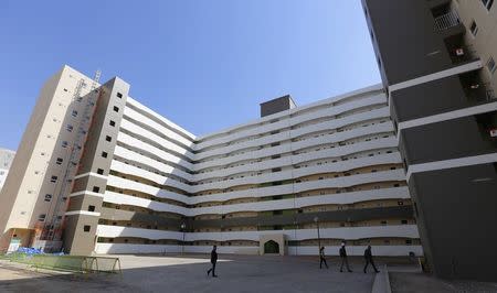 A general view of the buildings at Bismayah residential project in Baghdad, February 26, 2015. REUTERS/Thaier Al-Sudani