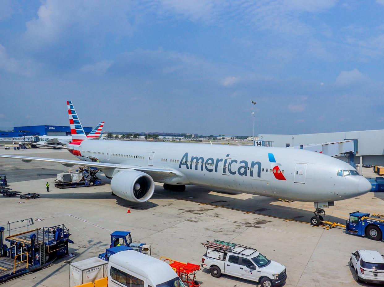 Flying American Airlines to Europe during the pandemic — American Airlines New York-Madrid Flight 2021