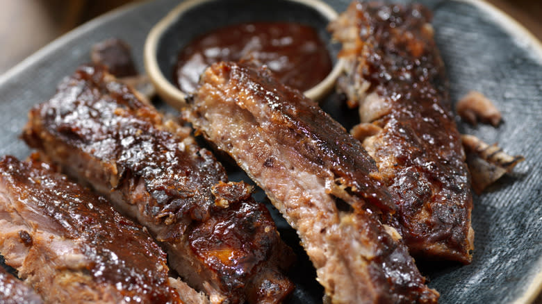 Plate of barbecued ribs