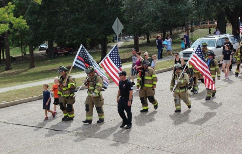 The DeFuniak Springs Fire Department will host a memorial walk Sunday commemorating the fallen heroes of the Sept. 11 terrorist attacks.