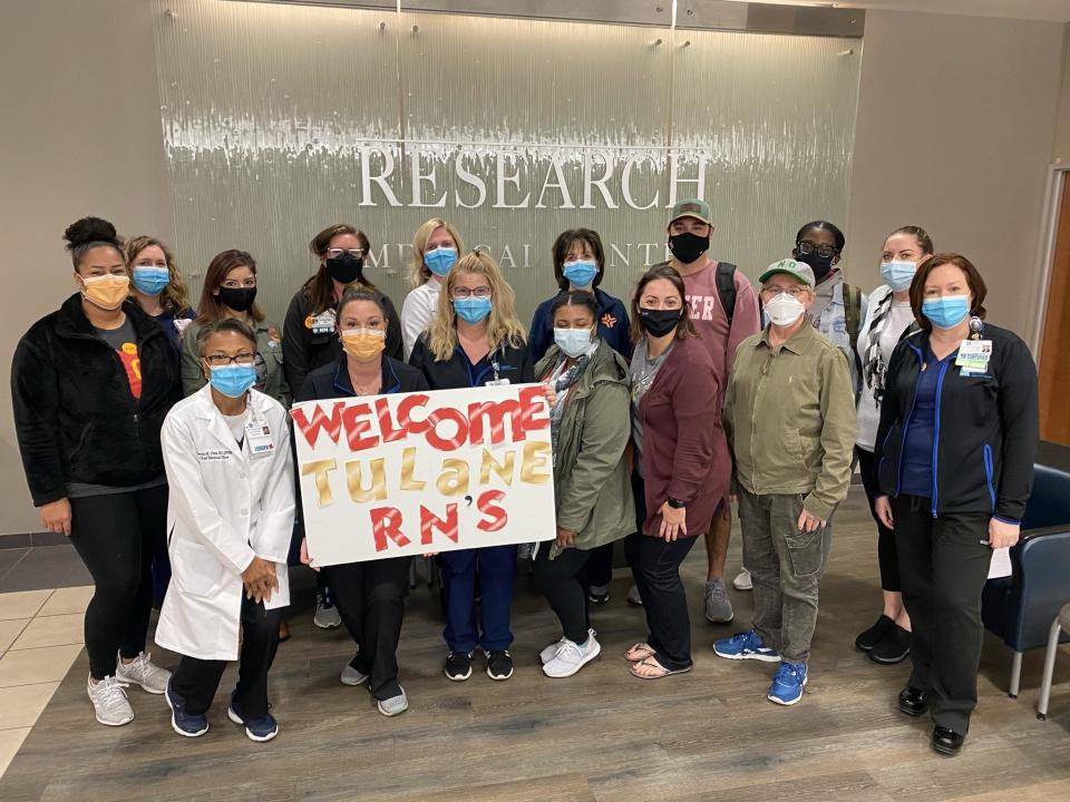 The Tulane Medical Center nurses received a warm welcome when they arrived at Research Medical Center in Kansas City earlier this month.  / Credit: HCA Healthcare