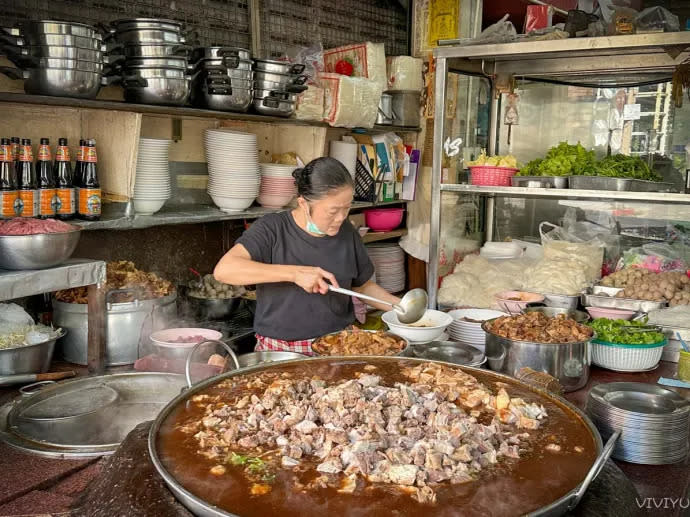 泰國曼谷｜郭炎松 (牛肉/羊肉湯) Wattana Panich