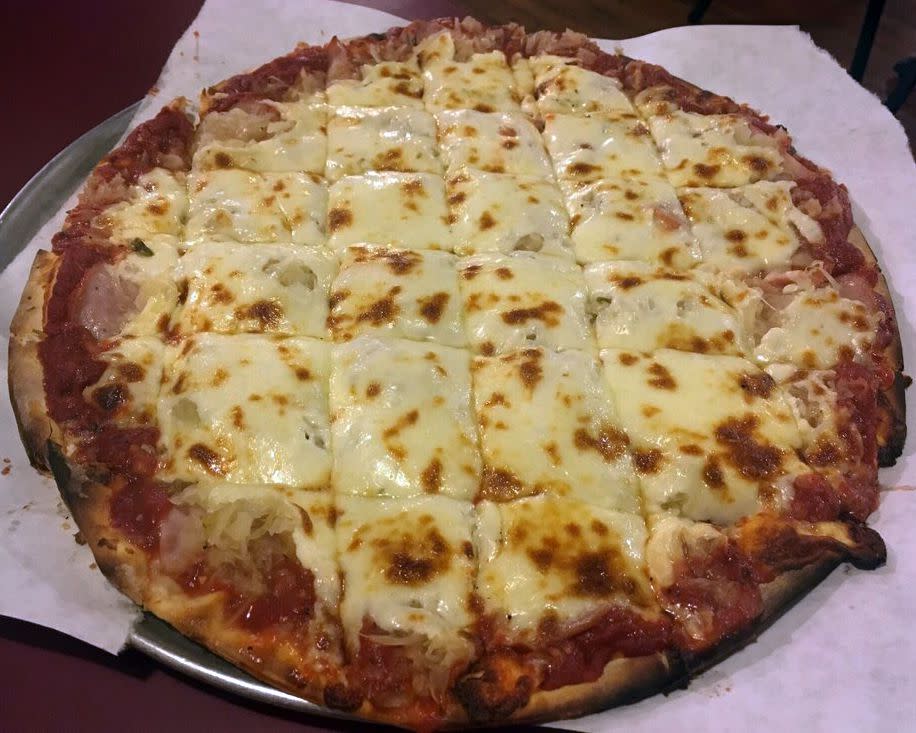 Sauerkraut Pizza, Minnesota