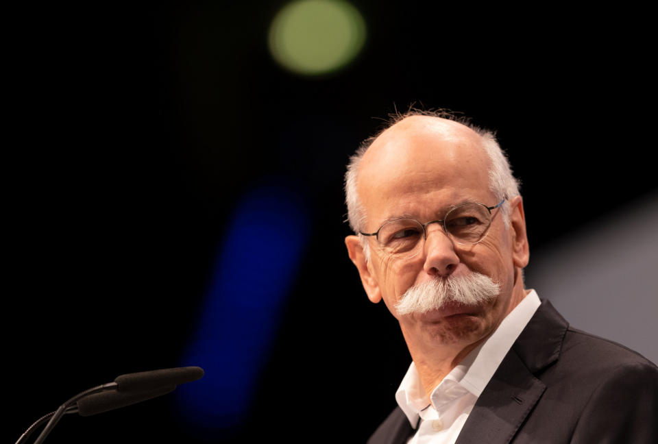 Dieter Zetsche, der Ex-CEO von Mercedes-Benz, stellte den EQC 2018 vor - Copyright: picture alliance/dpa | Peter Steffen