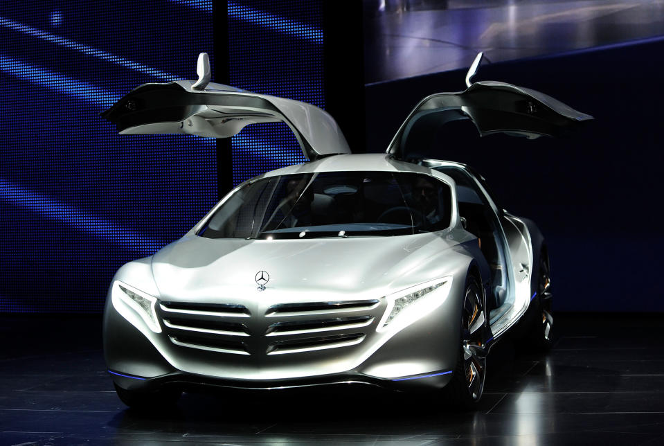 FRANKFURT AM MAIN, GERMANY - SEPTEMBER 13: Mercedes Benz presents the new concept car F-125 during the press days at the IAA Frankfurt Auto Show on September 13, 2011 in Frankfurt am Main, Germany. The IAA will be open to the public from September 17 through September 25. on September 13, 2011 in Frankfurt am Main, Germany. (Photo by Thorsten Wagner/Getty Images)