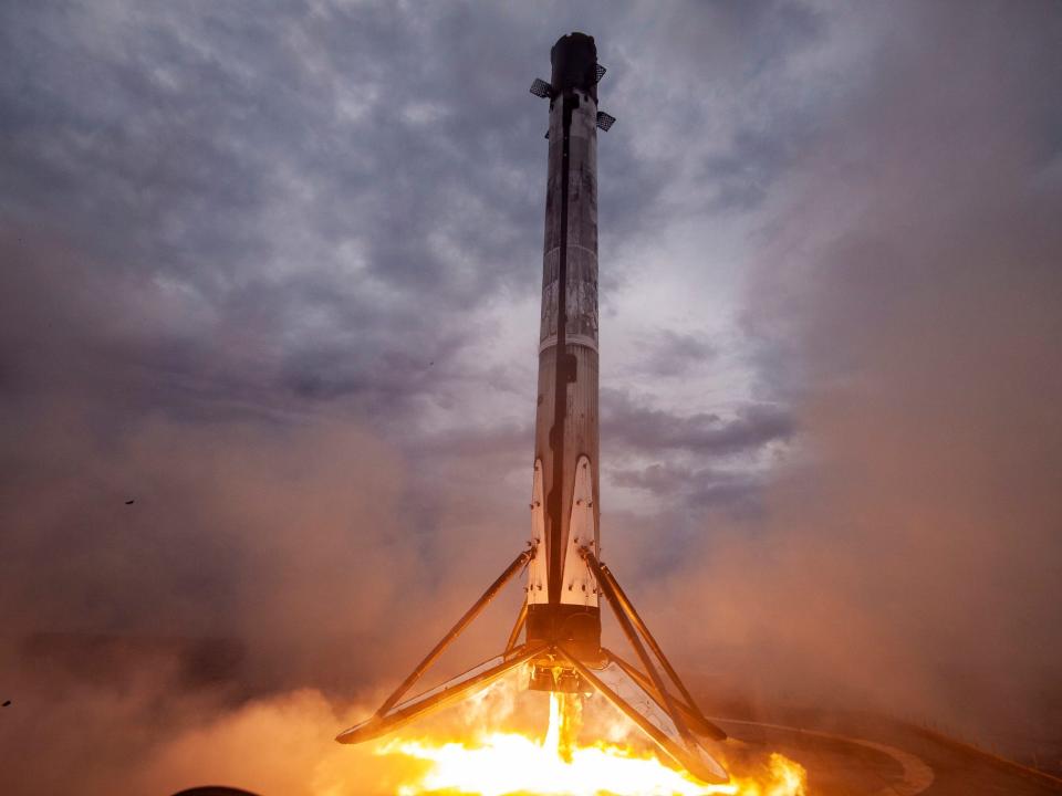 falcon 9 booster landing