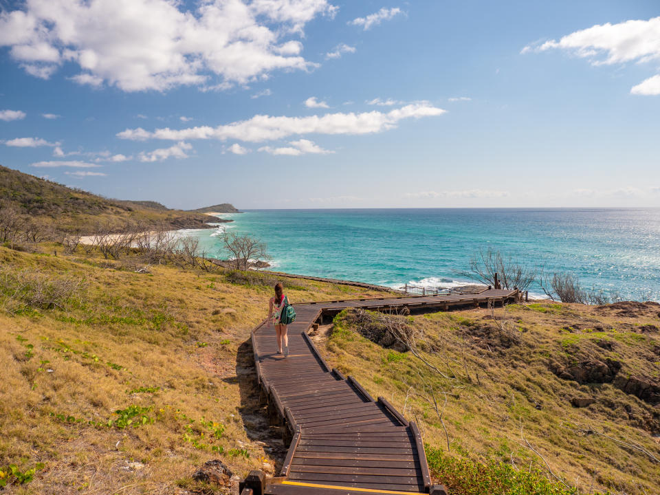 Walkway to Champagne Pools (Photo: © Tourism Australia)