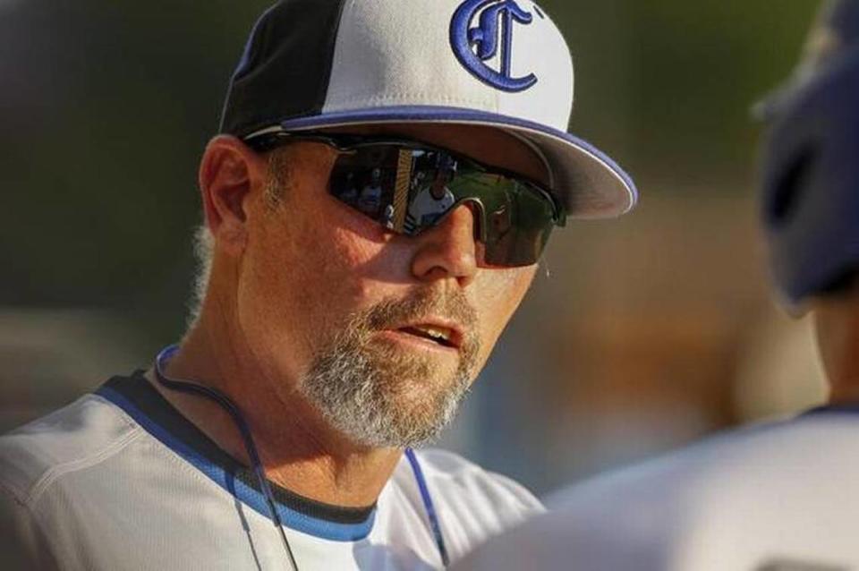 Charlotte Christian baseball coach Greg Simmons died of lung cancer this week