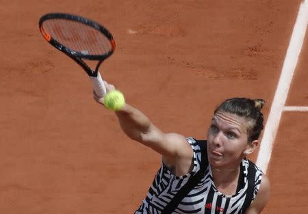 Tennis - French Open - Roland Garros - Simona Halep of Romania v Naomi Osaka of Japan - Paris, France - 27/05/16. Halep serves. REUTERS/Jacky Naegelen