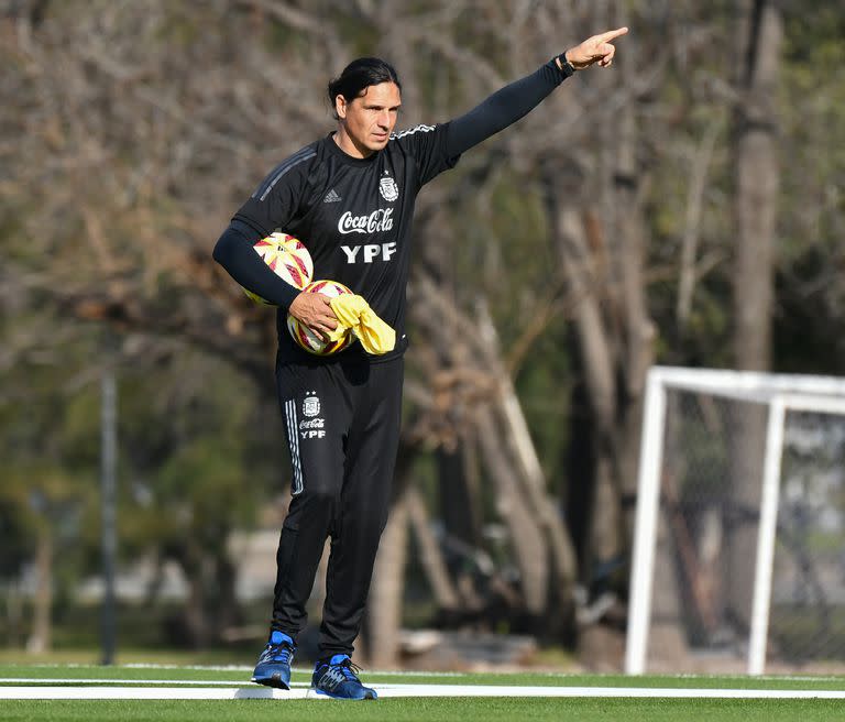 Germán Portanova, el entrenador de la selección femenina, cumple un año en su cargo